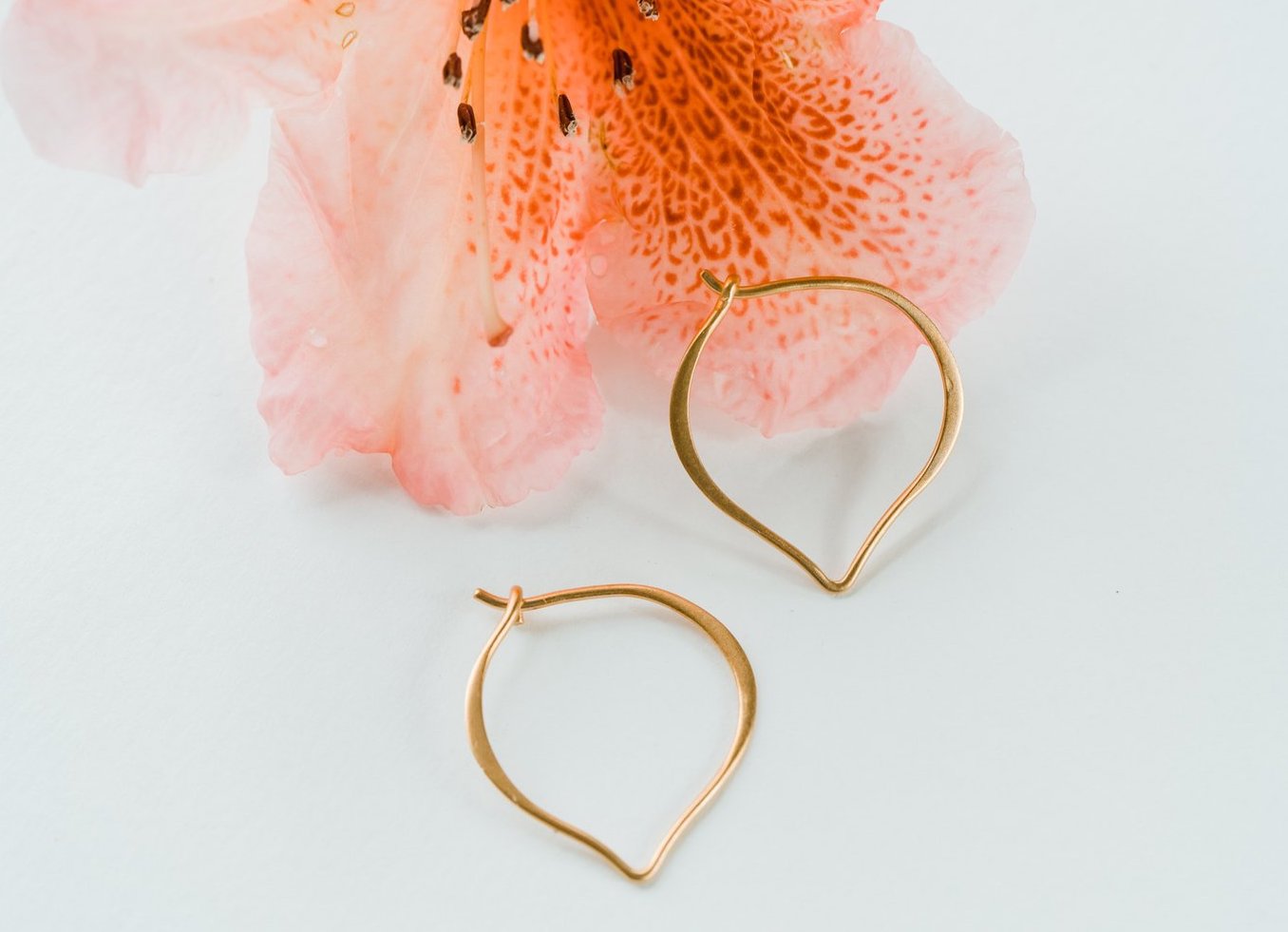 luzgold gold earrings